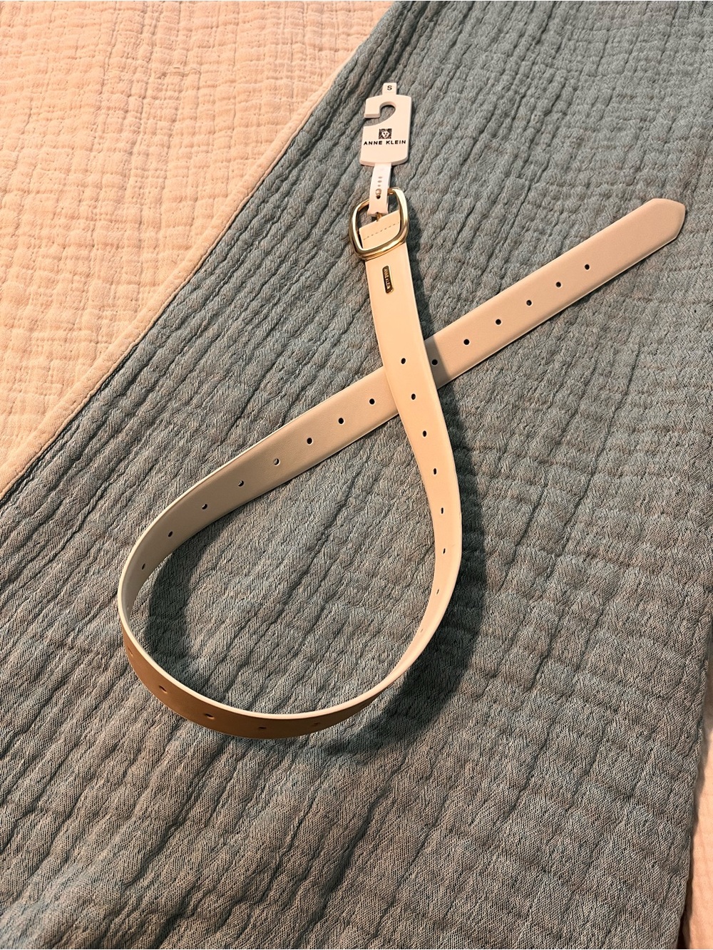 Anne Klein white faux Leather Belt with Gold Buckle S